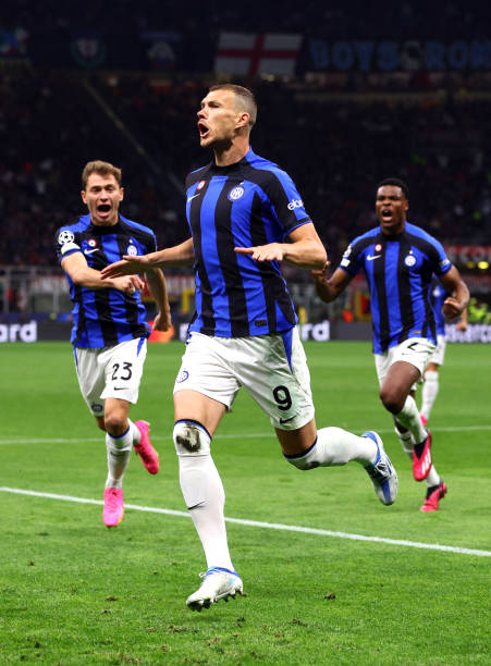 为观众和球 为观众和球